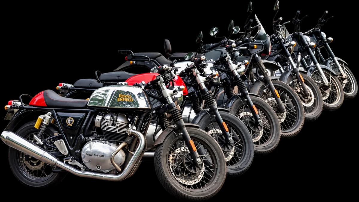 La flota del clan: Royal Enfield Continental GT, Himalayan, Classic y más